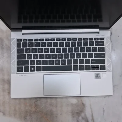 Hp 830g7 10th gen Core i7 16GB 512ssd touch screen Open box