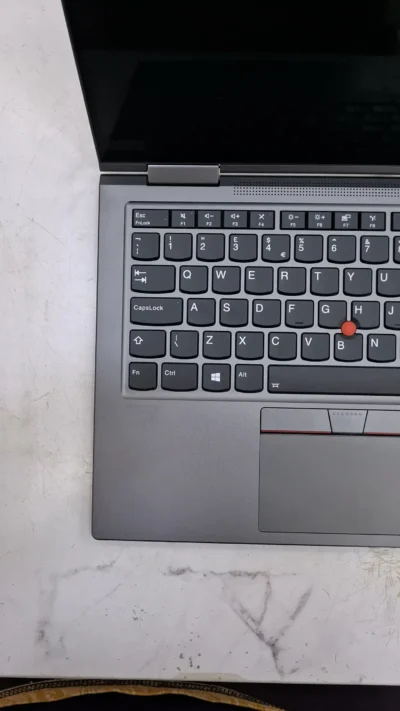 Lenovo Thinkpad x1 yoga 10th gen Core i7 16gb 512ssd