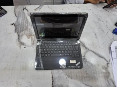 Lenovo Thinkpad Yoga 11E x360 pentium 8gb 256ssd