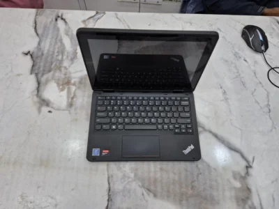 Lenovo Thinkpad yoga 11E x360 Celeron 8gb 256ssd