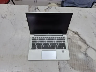 Hp 830g7 10th gen Core i7 16GB 512ssd touch screen
