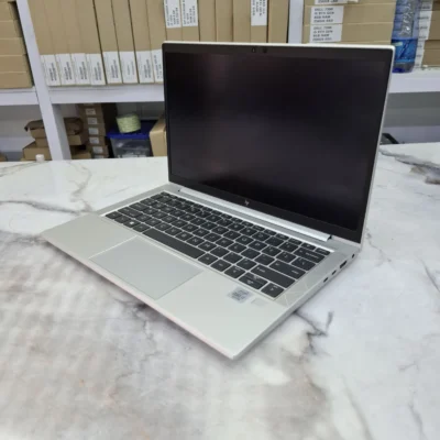 Hp 830g7 10th gen Core i7 16GB 512ssd non touch Open box
