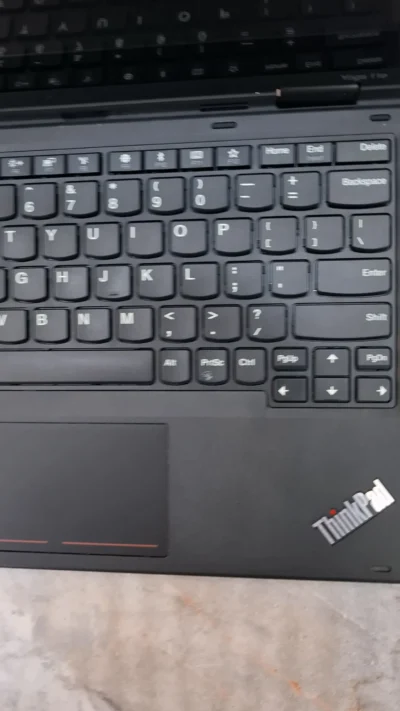 Lenovo Thinkpad yoga 11E x360 Celeron 8gb 256ssd