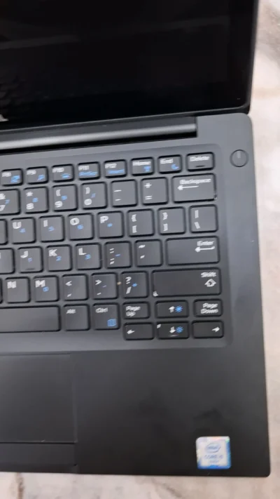Dell Latitude 7280 6th gen Core i5 8gb 256ssd Touch screen