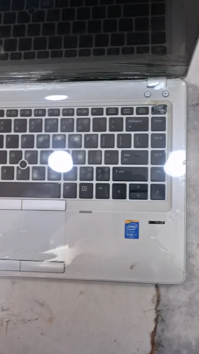 Hp 9480m 4th gen Ci7 4gb 500gb