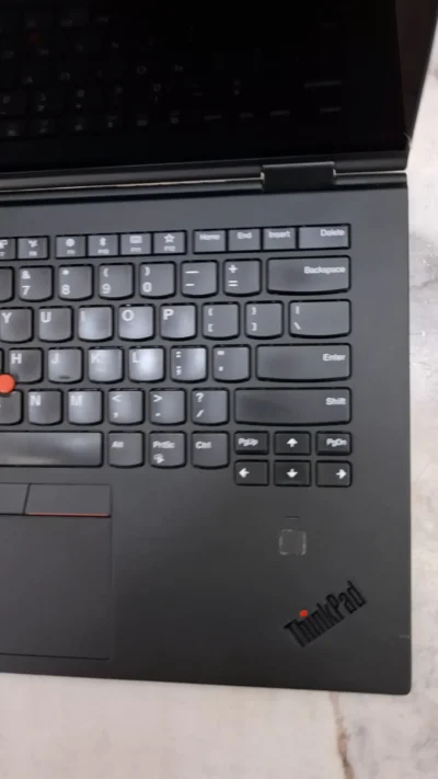 Lenovo Thinkpad X1 yoga 8th gen x360 Core i7 16gb 512ssd