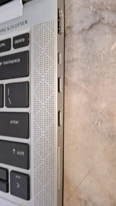 Hp Elitebook 1030g3 x360 8th gen Core i7 8gb 512ssd