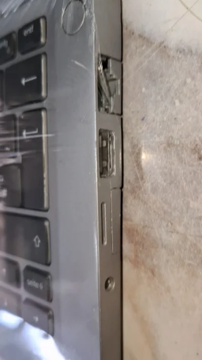 Dell Latitude 5310 10th gen Ci5/16gb/512ssd