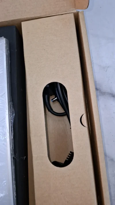 Hp 830g6 8th gen Core i5 8gb 256ssd x360 Refurbrished box