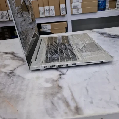 HP 850g5 8th gen Core i7 16gb 512ssd