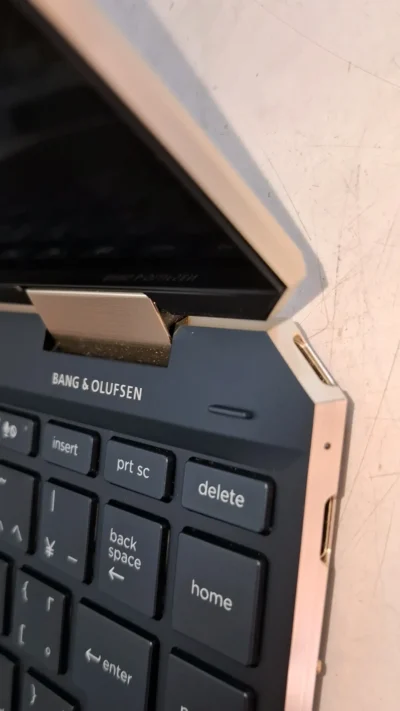 Hp Spectre 11th Gen Core I7 16gb 512ssd Open Box