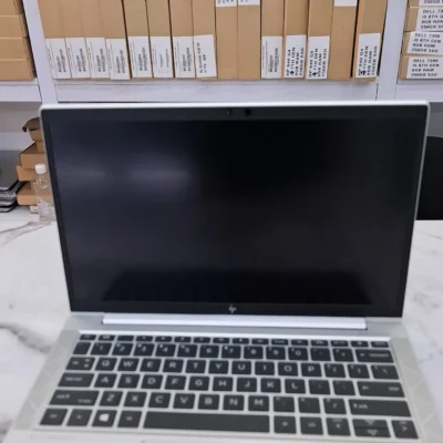 Hp 830g7 10th gen Core i7 16GB 512ssd non touch Open box