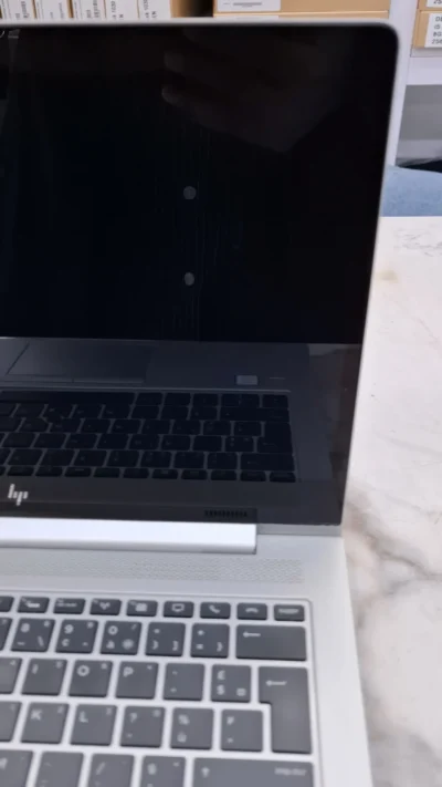 Hp 830g5 8thgen Core i5 8gb 256ssd