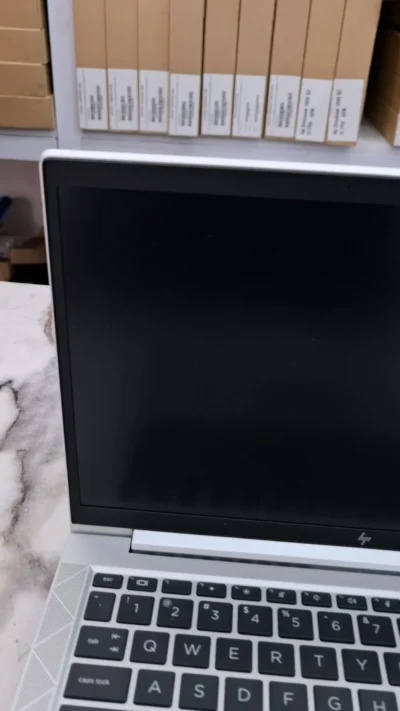Hp 830g7 10th gen Core i7 16GB 512ssd non touch
