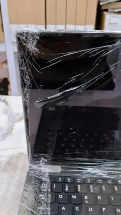 Lenovo Thinkpad yoga X380 8th gen i5 8gb 256ssd Without Stylus pen