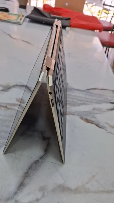 Hp Spectre 11th Gen Core I7 16gb 512ssd Open Box