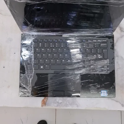 Dell Latitude 7280 6th gen Core i5 8gb 256ssd
