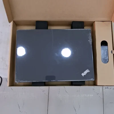 Lenovo Thinkpad X390 8th Gen Core I7 16gb 256ssd Refurbished Box