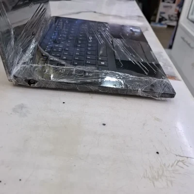 Dell Latitude 7280 6th gen Core i5 8gb 256ssd