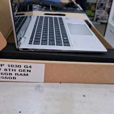 Hp EliteBook1030g4 8th gen x360 Core i7 16gb 256ssd Refurbished box