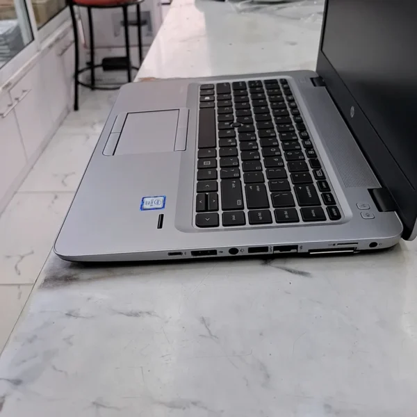 Hp EliteBook 840G3 6th gen Core i5 8gb 256ssd