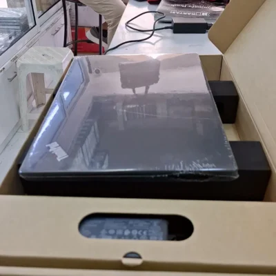 Lenovo Thinkpad X390 8th Gen Core I7 16gb 256ssd Refurbished Box