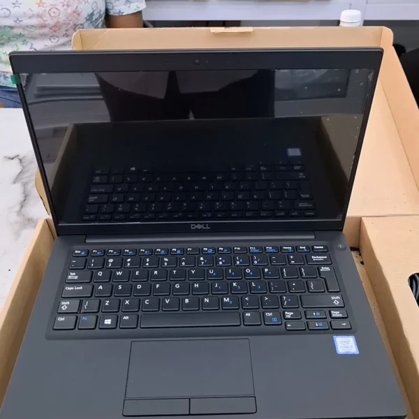 Dell Latitude 7390 8th Gen Core I5 8gb 256ssd Refurbished Box