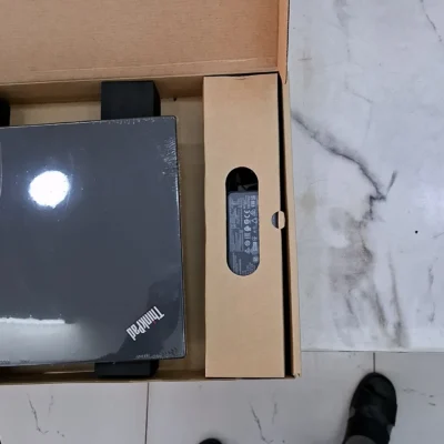 Lenovo Thinkpad X390 8th Gen Core I7 16gb 256ssd Refurbished Box